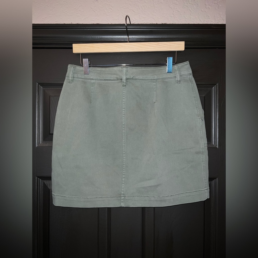 Faherty Mini Skirt - Picture 2 of 3
